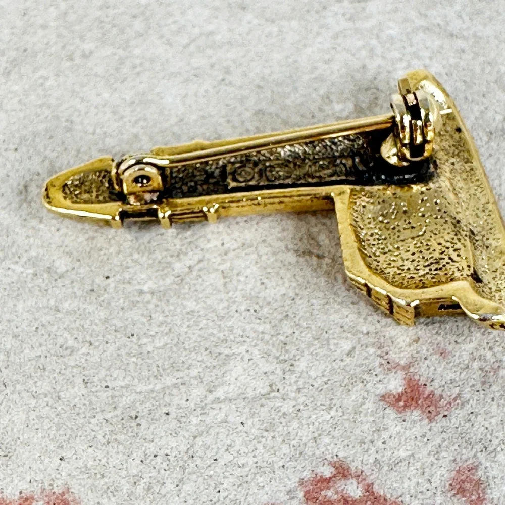 Vintage Signed CAMCO Gold Tone Lighthouse Brooch‎ Pin w/ Rhinestone Light - Picture 7 of 8